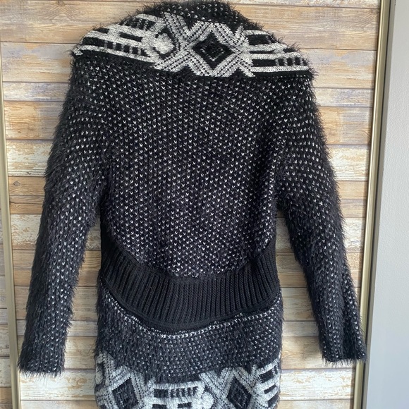 NWT M/L Cardigan - Picture 6 of 13
